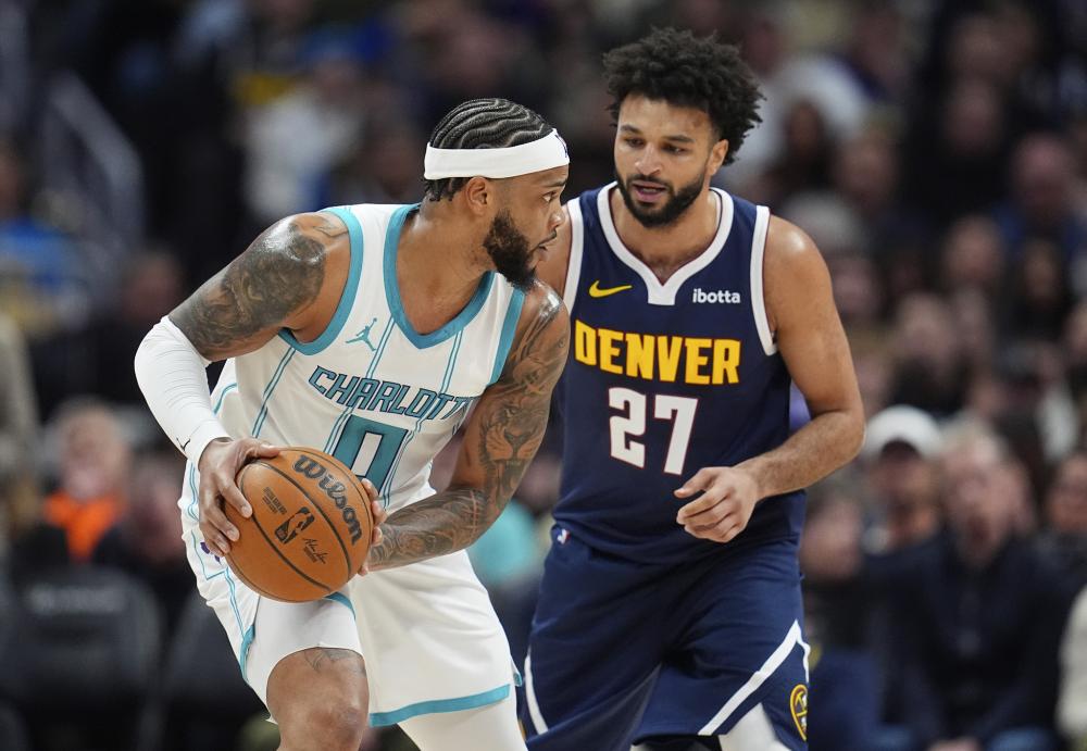 年一起展翅 年一起展翅