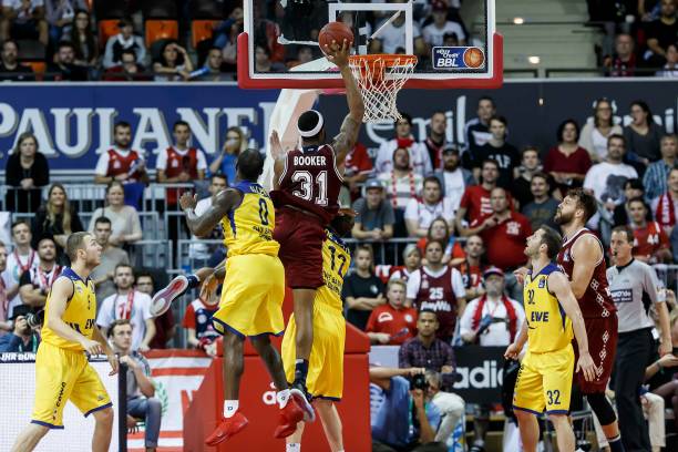 赛中狂砍4 赛中狂砍4