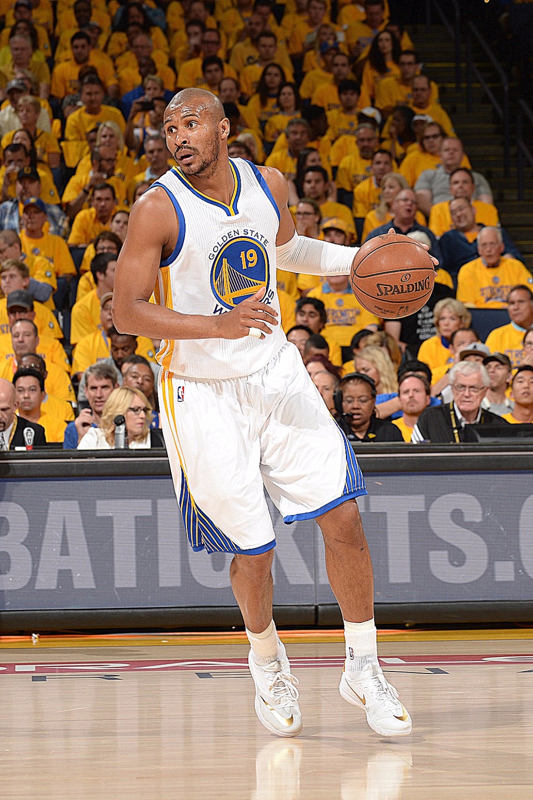 更是篮球层 更是篮球层